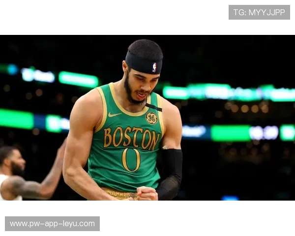 凯尔特人震惊逆转雄鹿，塔图姆成为最大亮点