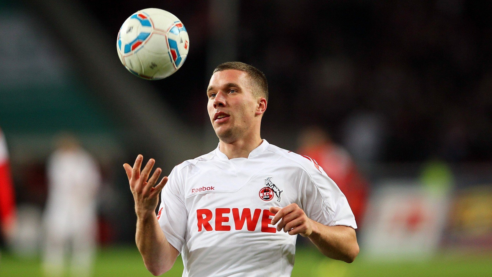 世界自由搏击争霸赛中国勇士登顶