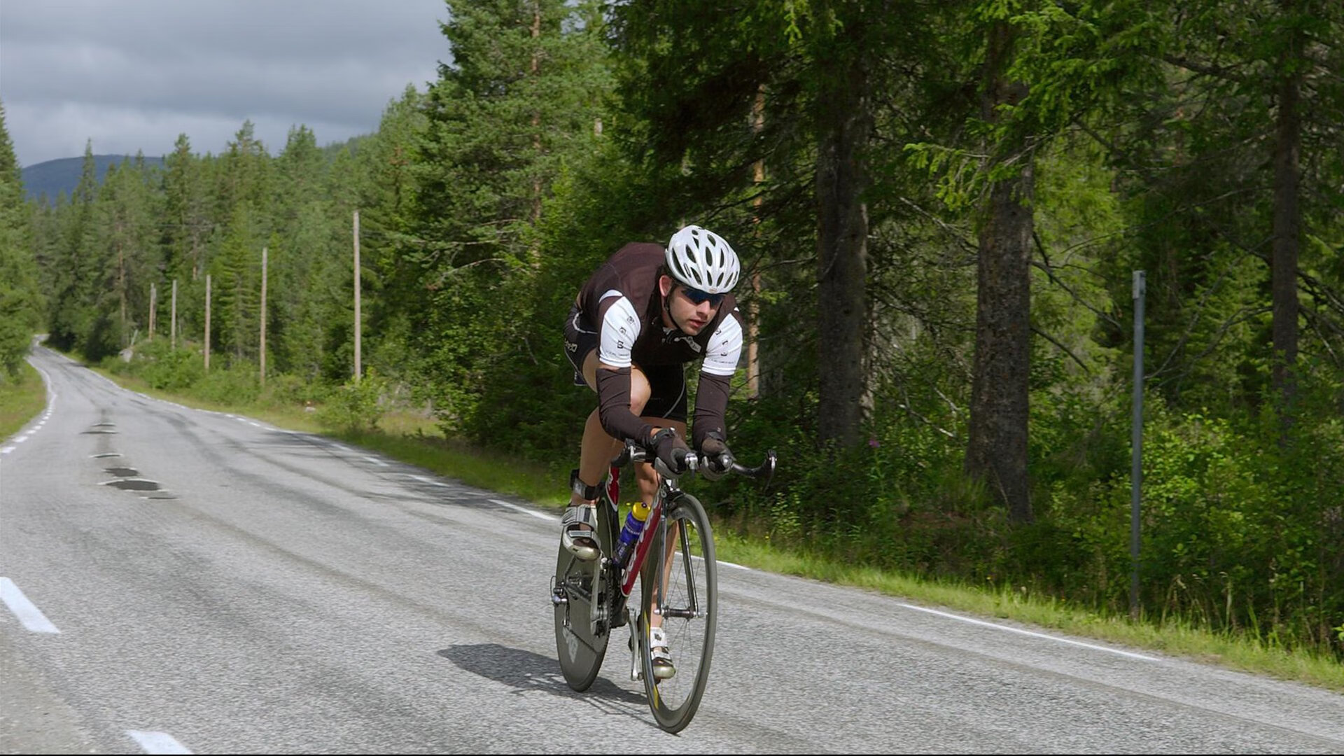 世界自由搏击争霸赛中国勇士登顶