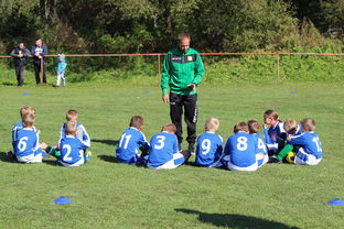 乐鱼体育下载入口-中超球队年度定位球战术打法执行报告，中超规划球员政策